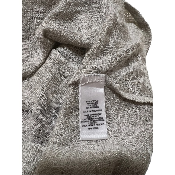 EXPRESS Women Long-Sleeved pullover blouse, Metallic Grey, Size S - Picture 9 of 9